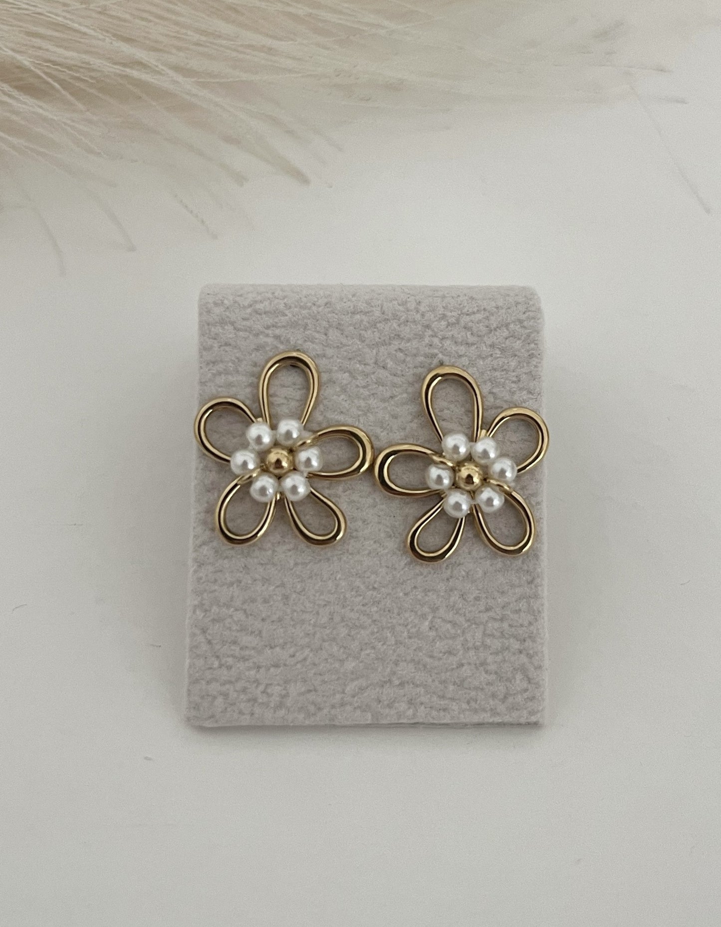Brincos DAISY