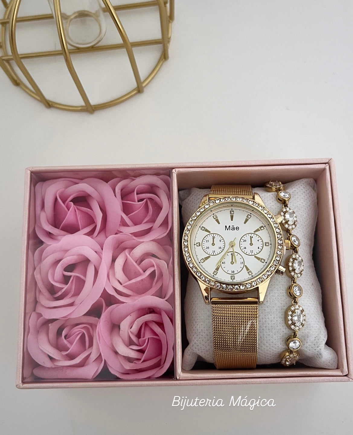 Conjunto Mãe Elegância Dourada
