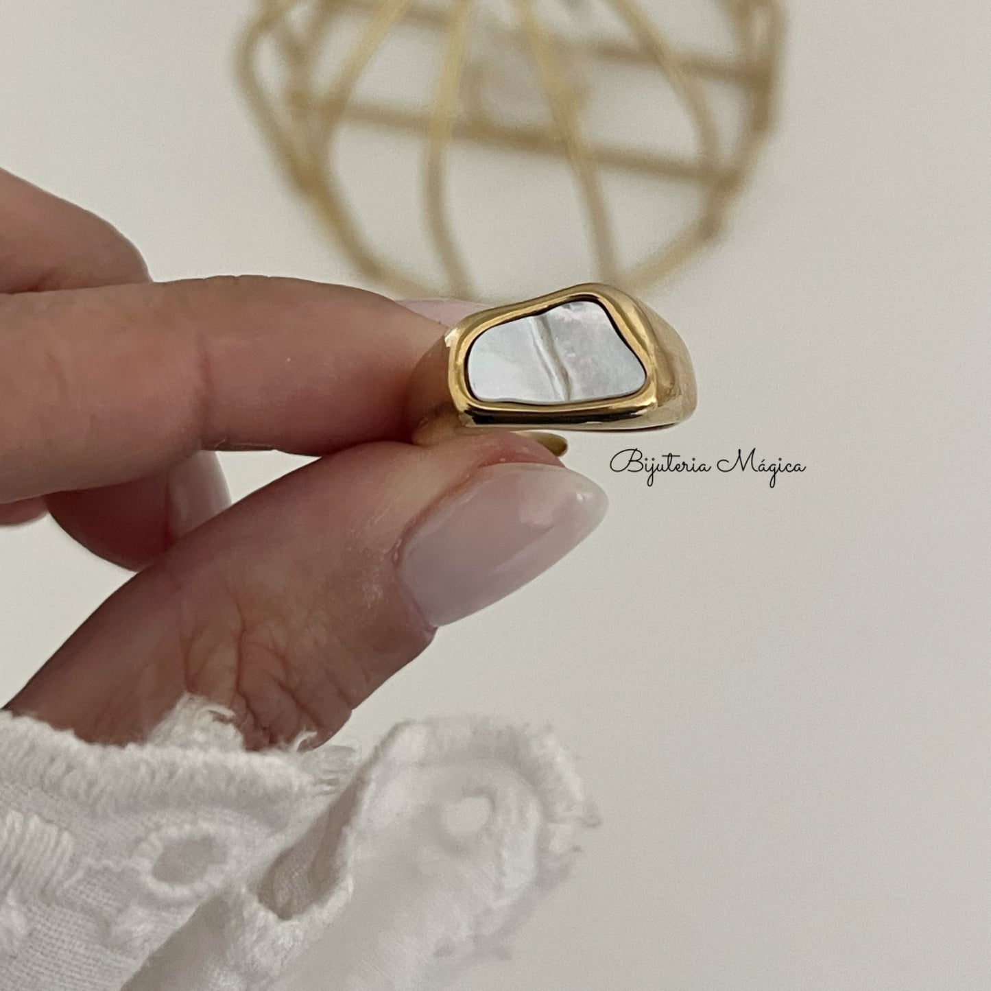 Adjustable Pearl Elegance Ring