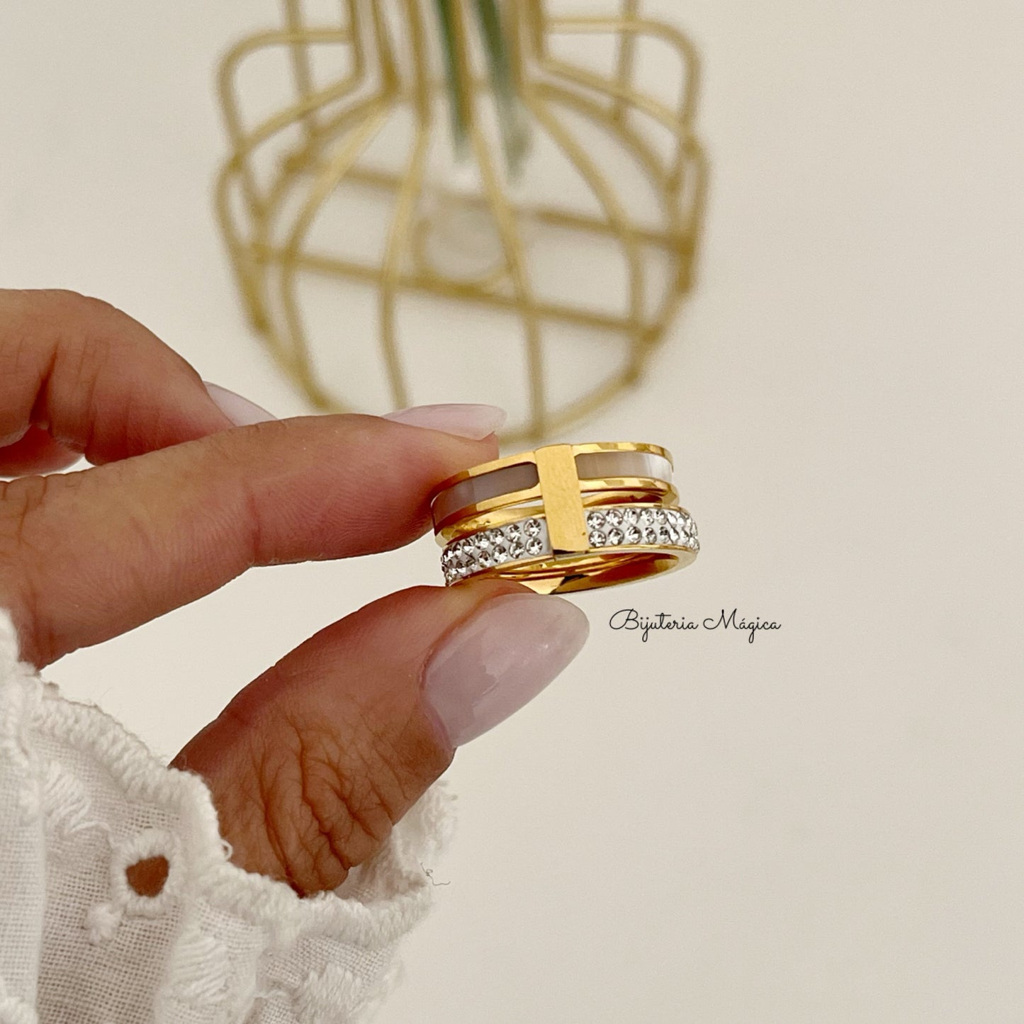 Elegance Customizable Ring
