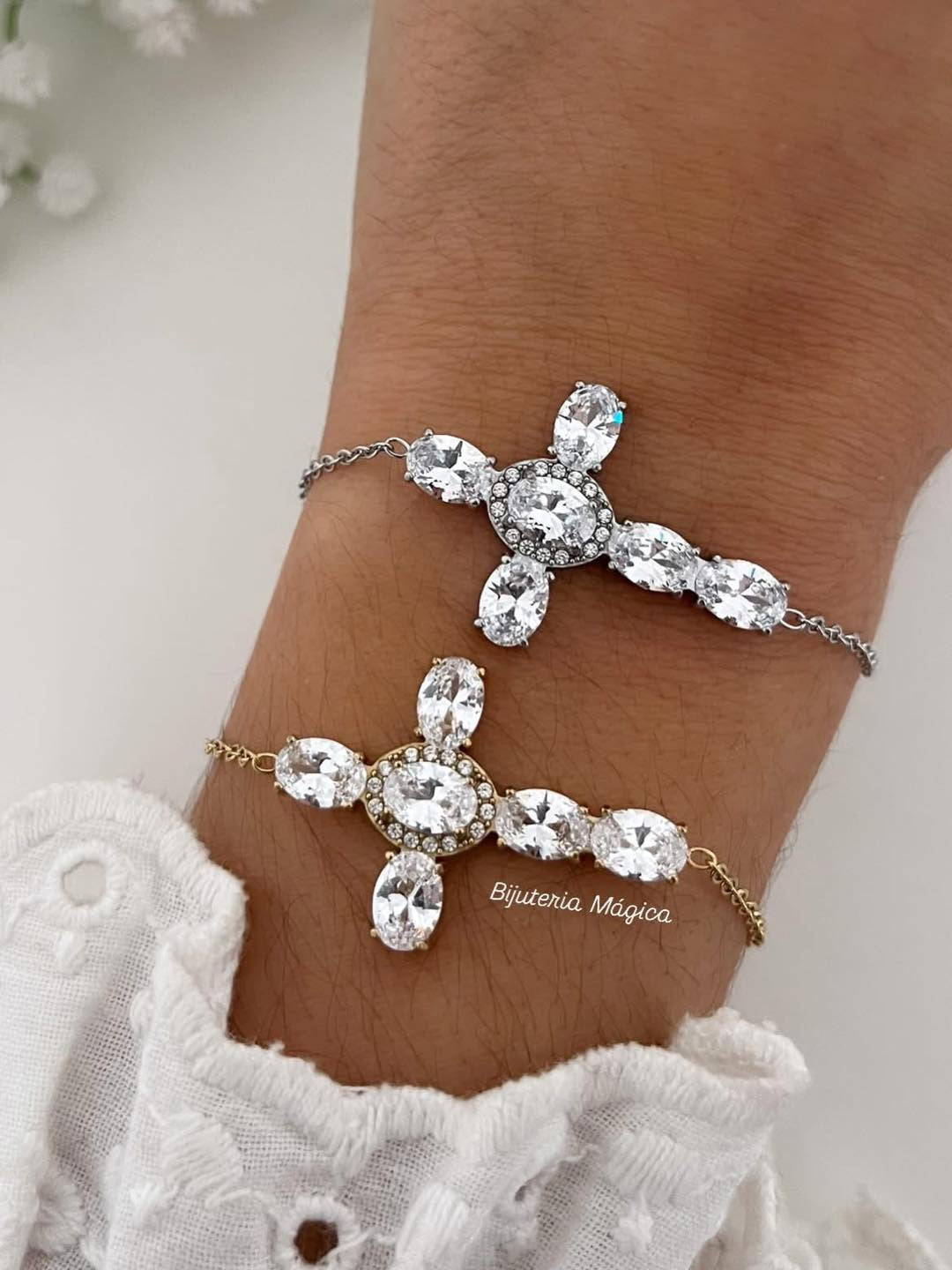 Pulseira Cruz Brilho Luxo em Aço Inoxidável