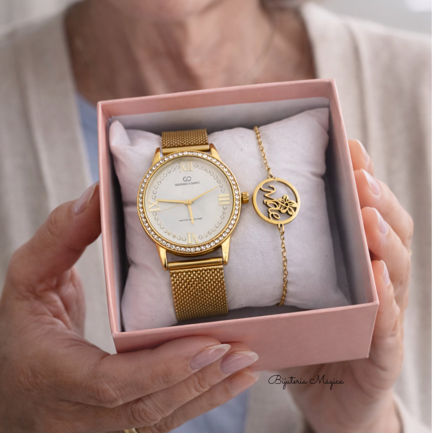 Conjunto Relógio & Pulseira Mãe Dourado