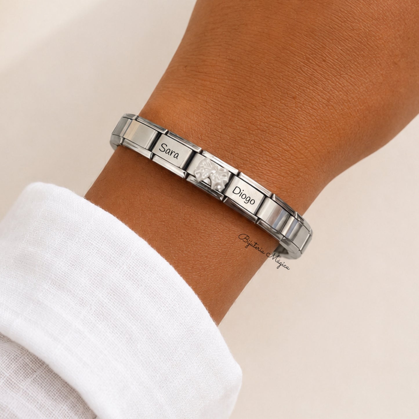 Pulseira Personalizada Laço de Amor
