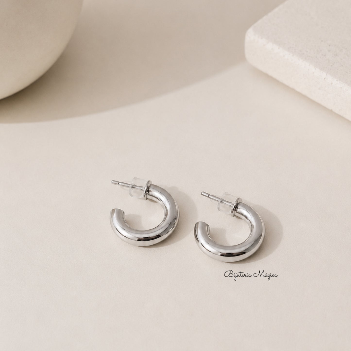 Argolas Minimal Chic Prateadas