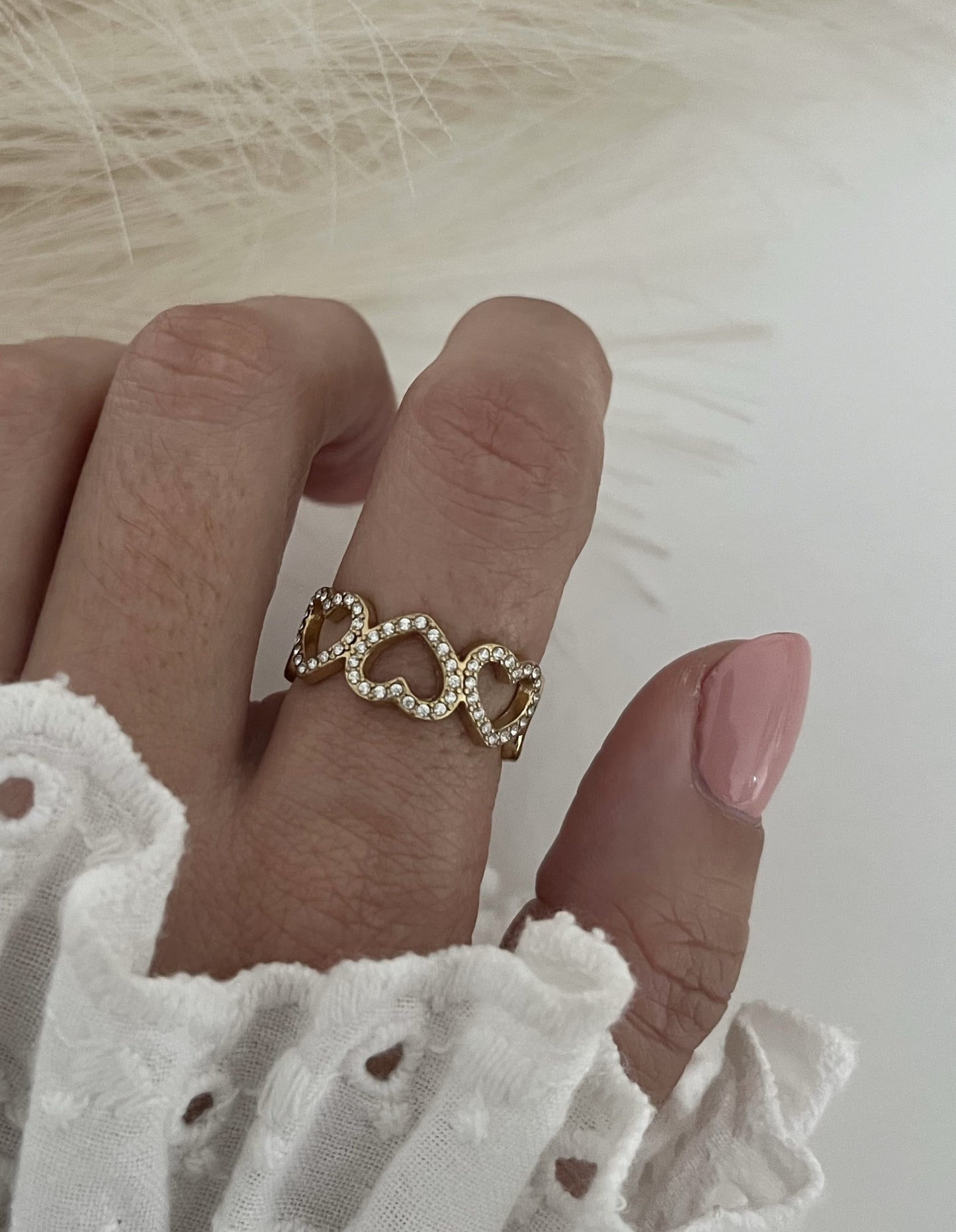 AMORE ring
