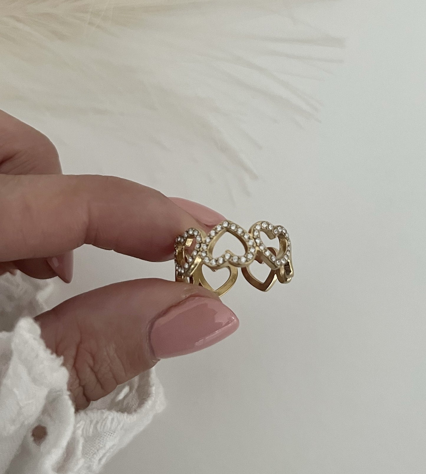 AMORE ring