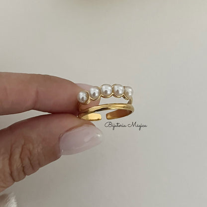 Linear Pearl Ring