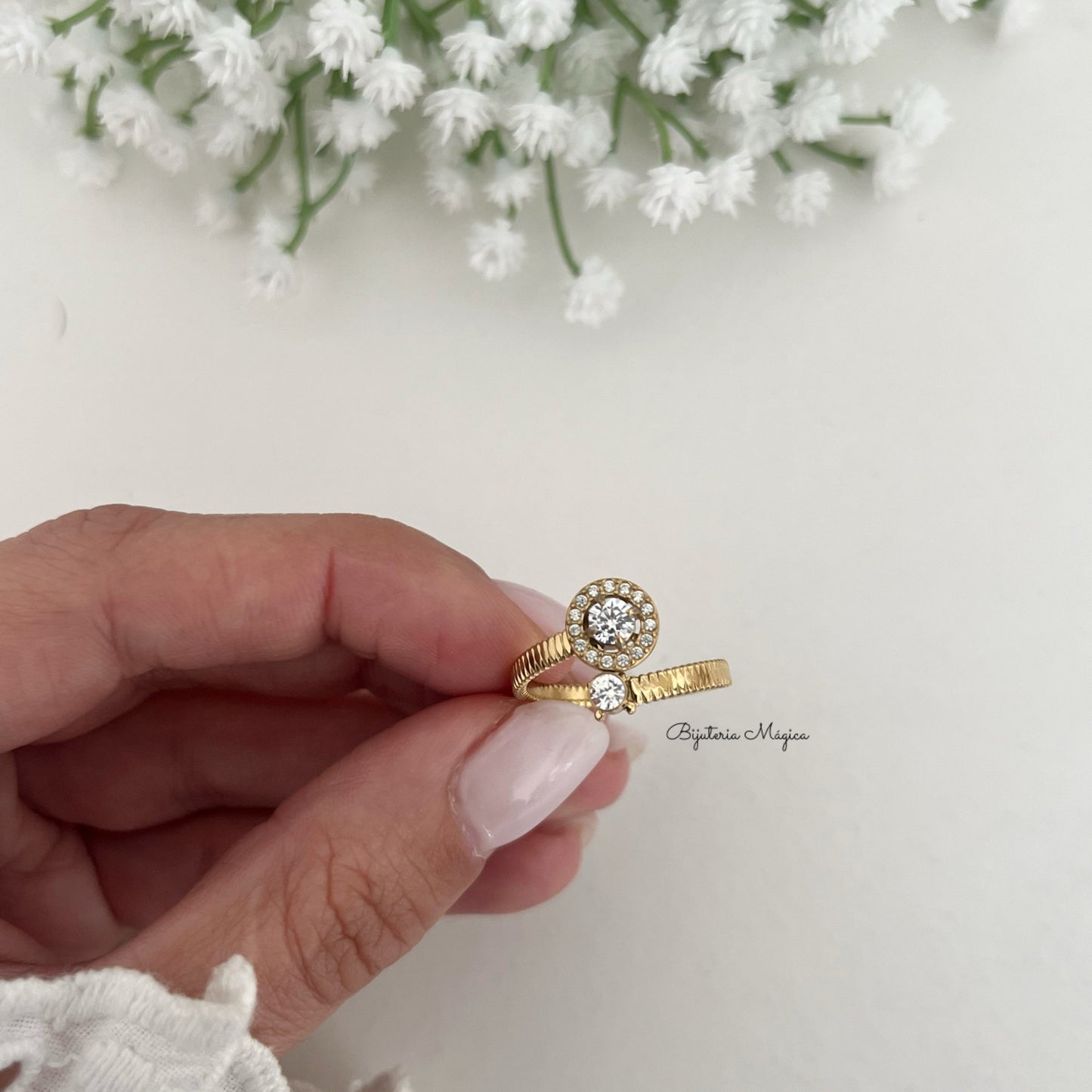Golden Aura Ring