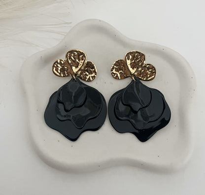 Brincos Noir Bloom
