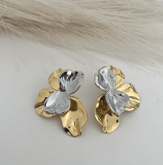 Brincos Flor Bicolor Sculpted