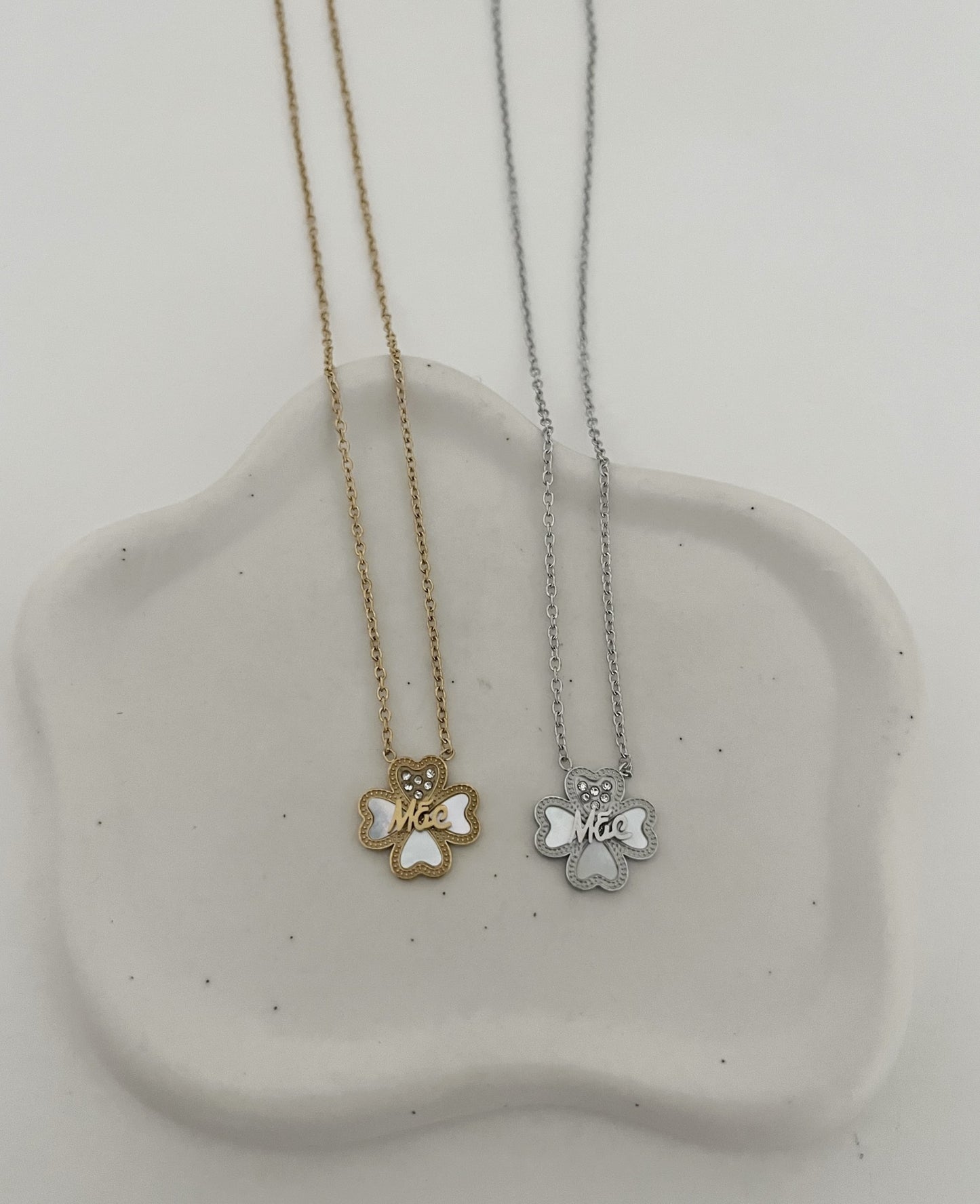 Mother Clover Necklace