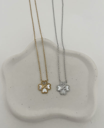 Mother Clover Necklace