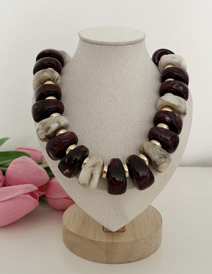 Colar Bordeaux Marble