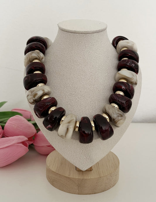 Colar Bordeaux Marble