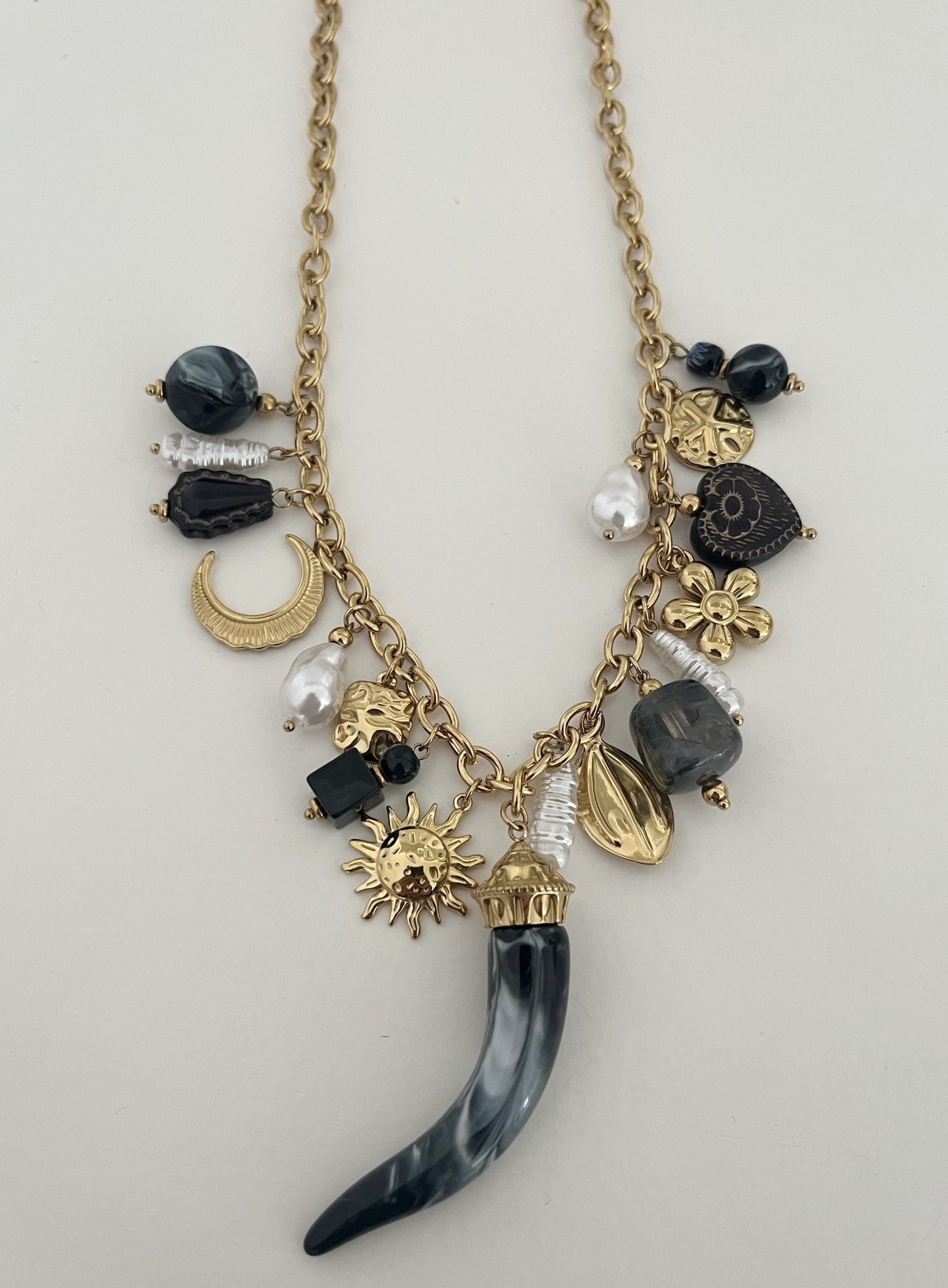 LUNA HORN Necklace