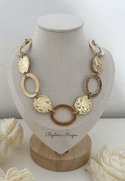 Colar Elos Orgânicos Dourado