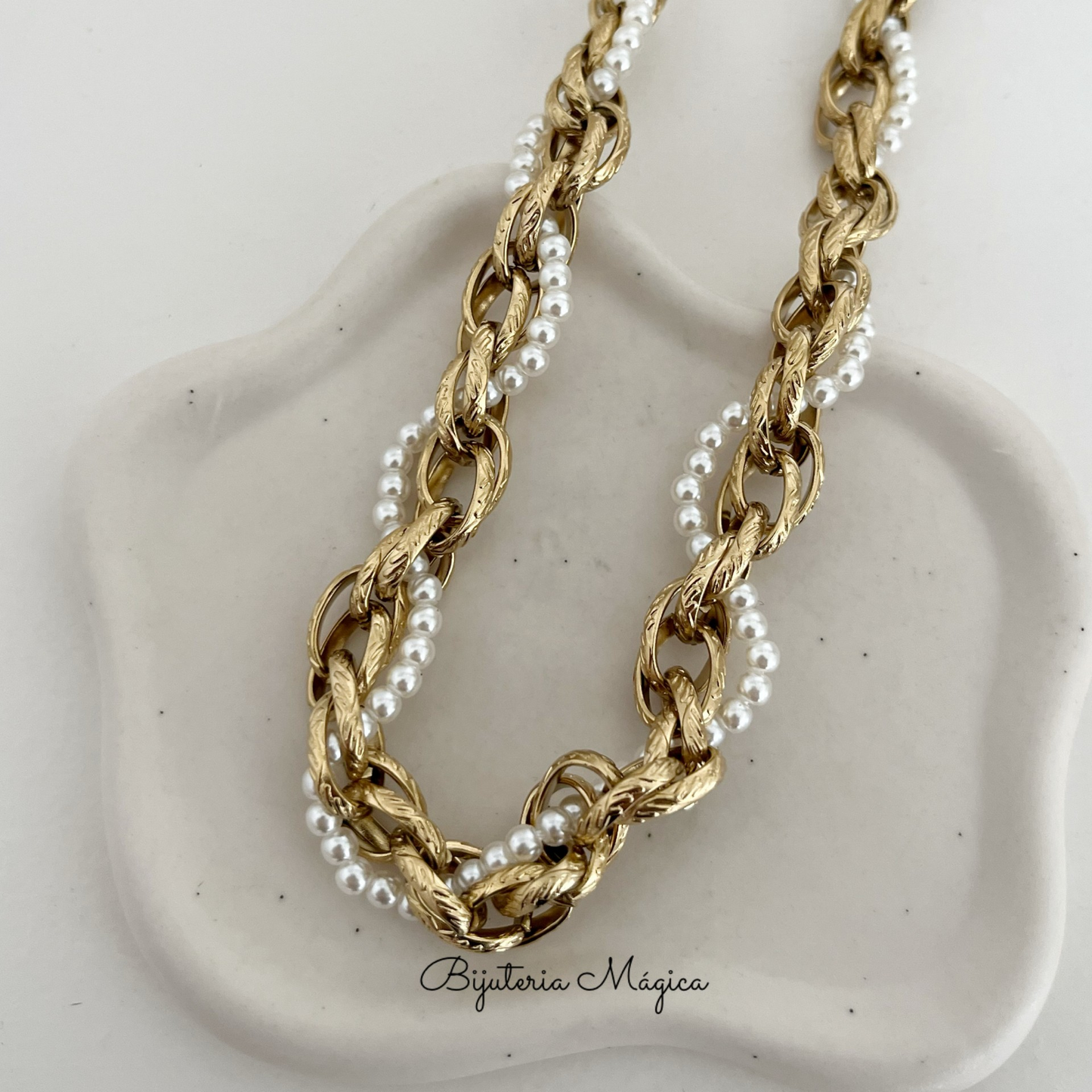 Colar Pearl Chain