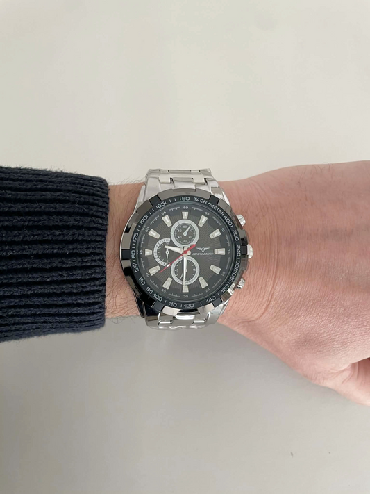Relógio Analógico de Homem com Bracelete em Aço