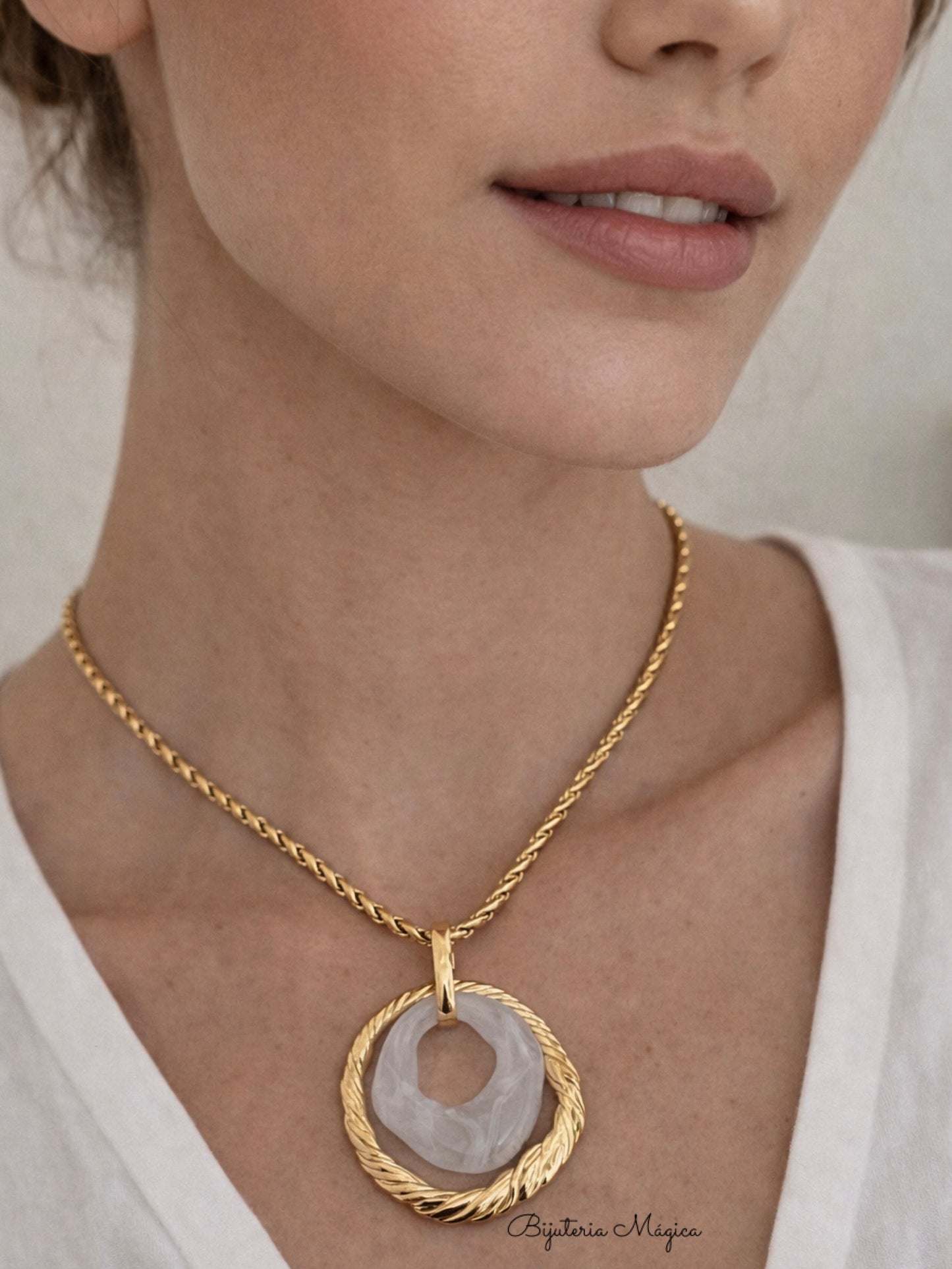Colar Aura Elegance em Aço