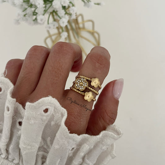 Anel Ajustável Flores Brilho Dourado em Aço