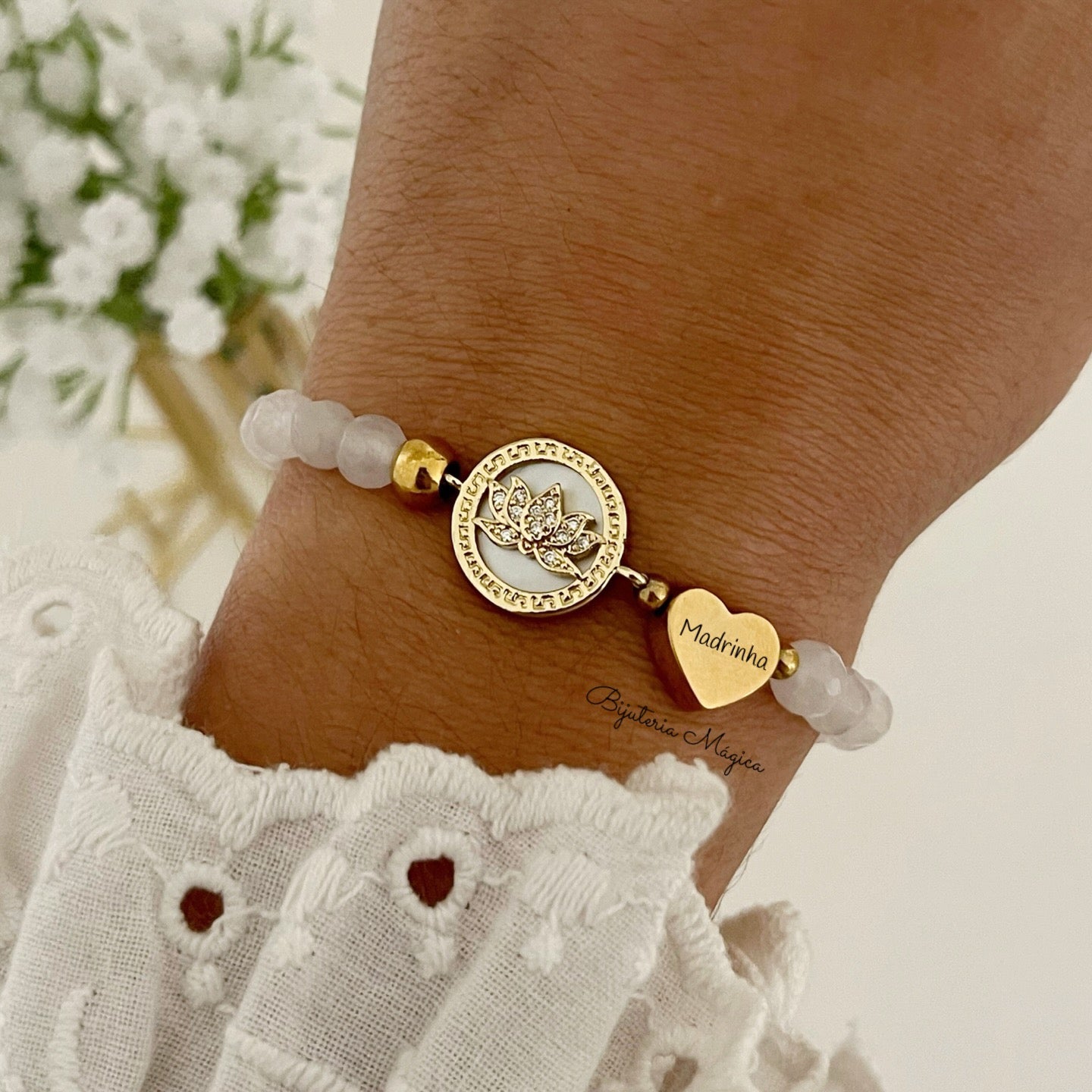 Pulseira Madrinha Flor de Lótus com Coração Personalizado