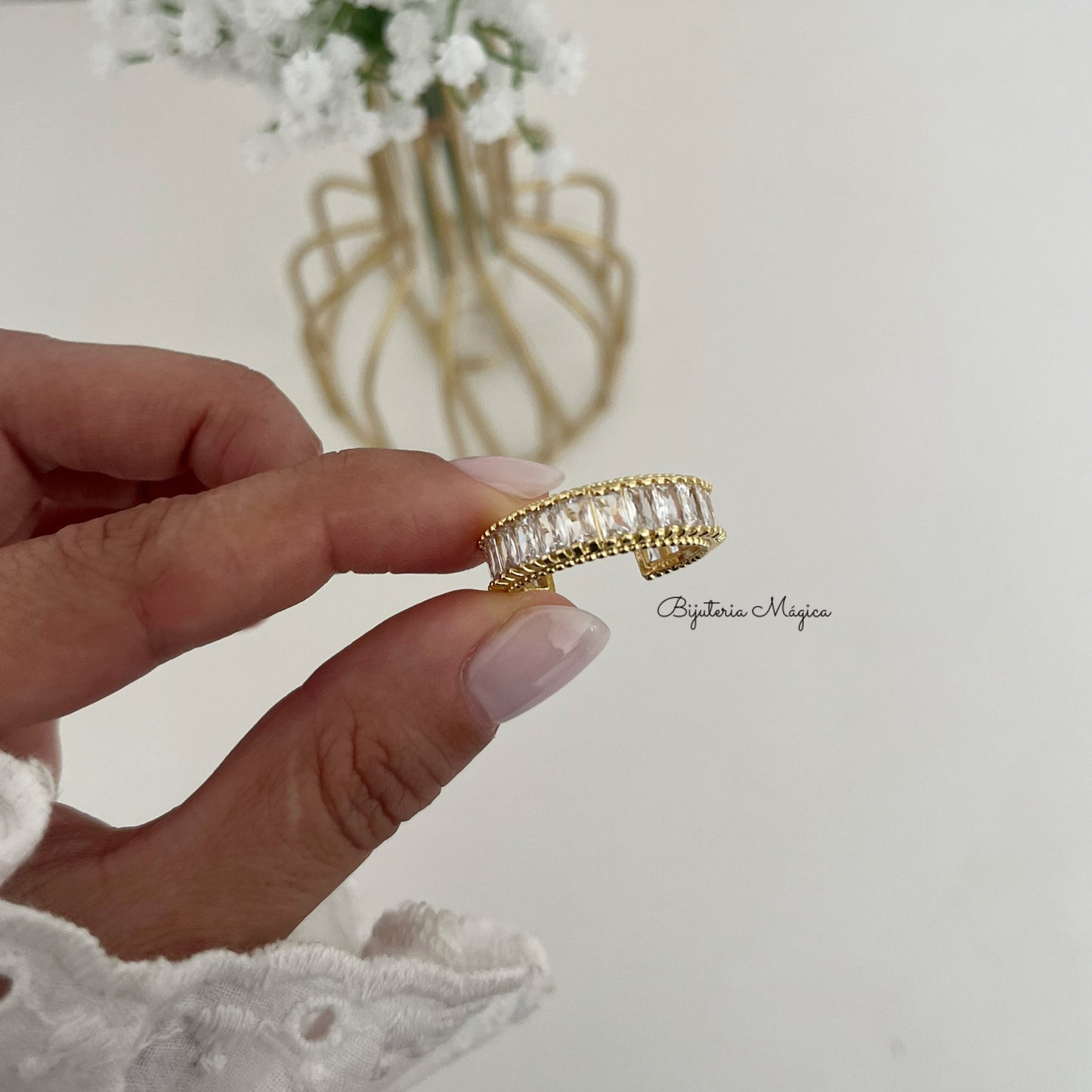 Anel Cristais Luxo Dourado Ajustável