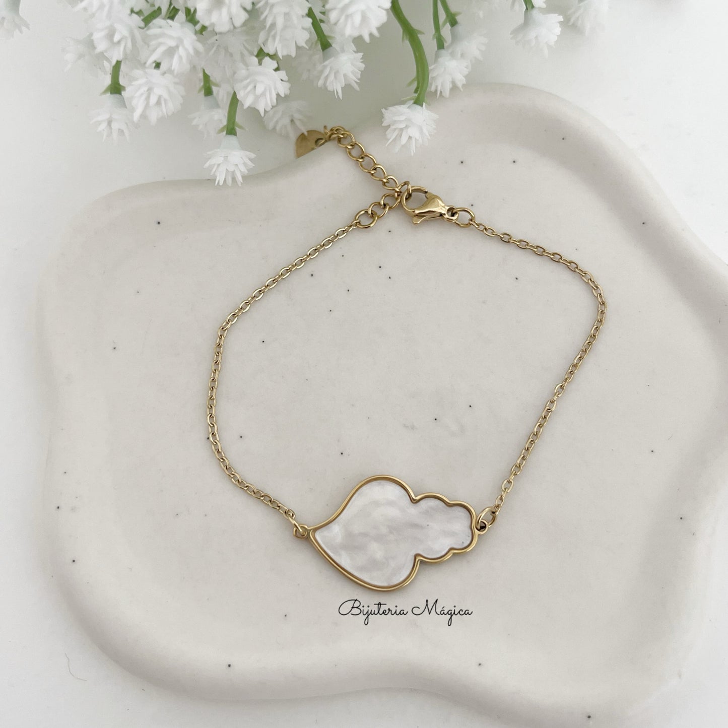 Pulseira Coração de Viana Madrepérola Dourada
