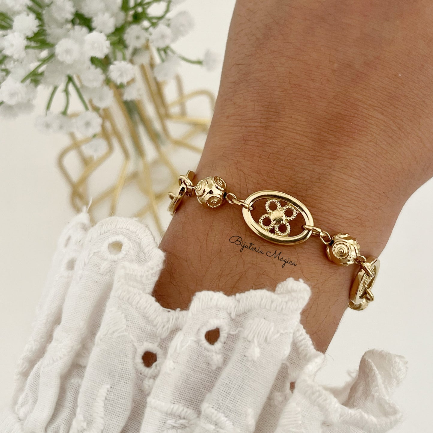 Pulseira Bolas de Viana com Flor Filigrana Dourada