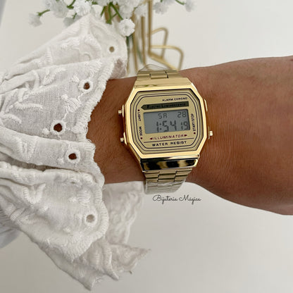 Relógio Digital Classic Dourado em Aço Inoxidável