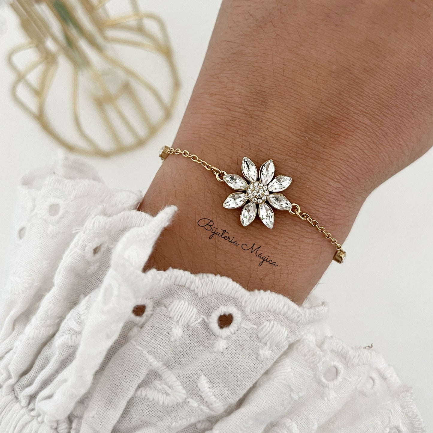 Pulseira Flor Brilhante em Aço Inoxidável
