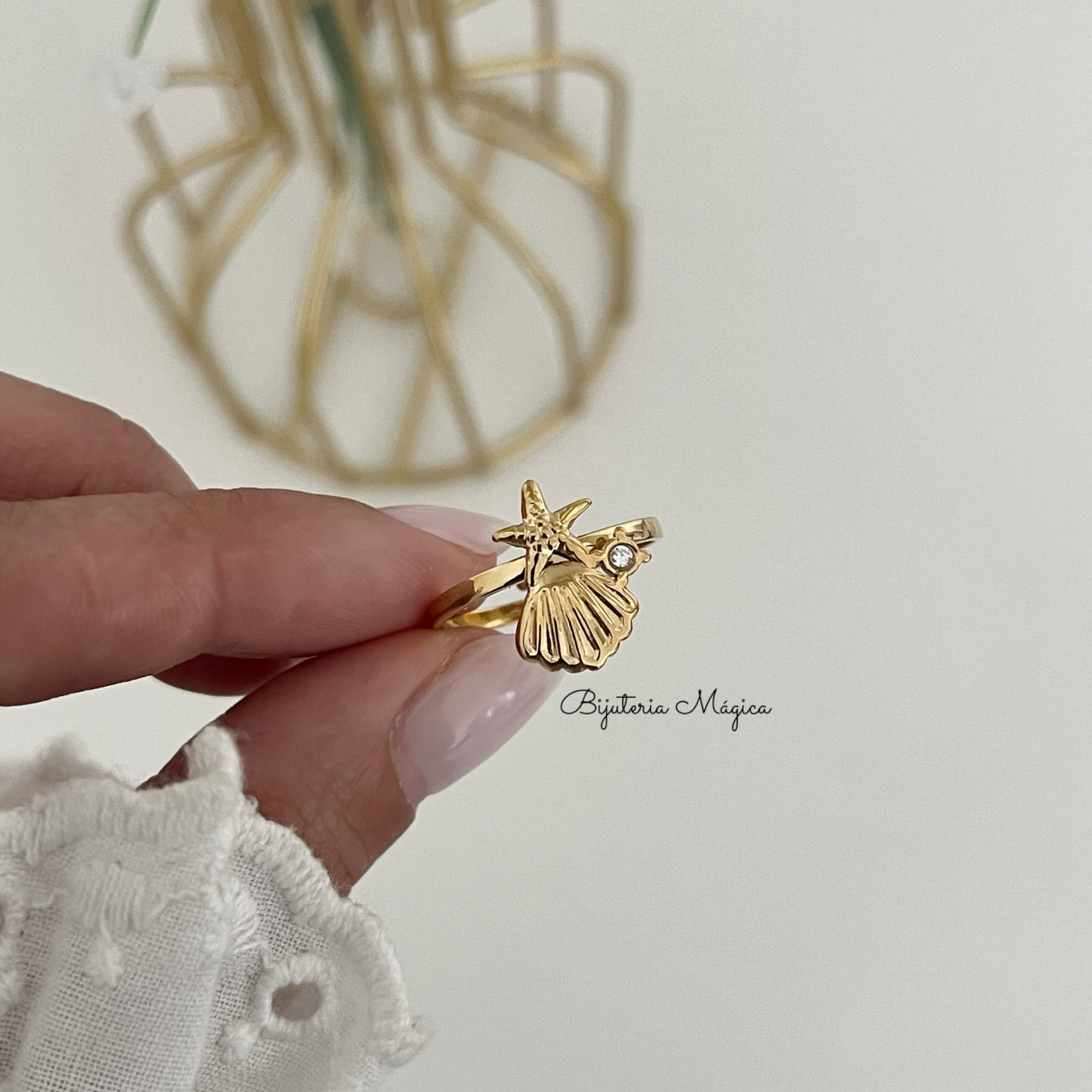 Adjustable Starfish & Shell Ring in Stainless Steel
