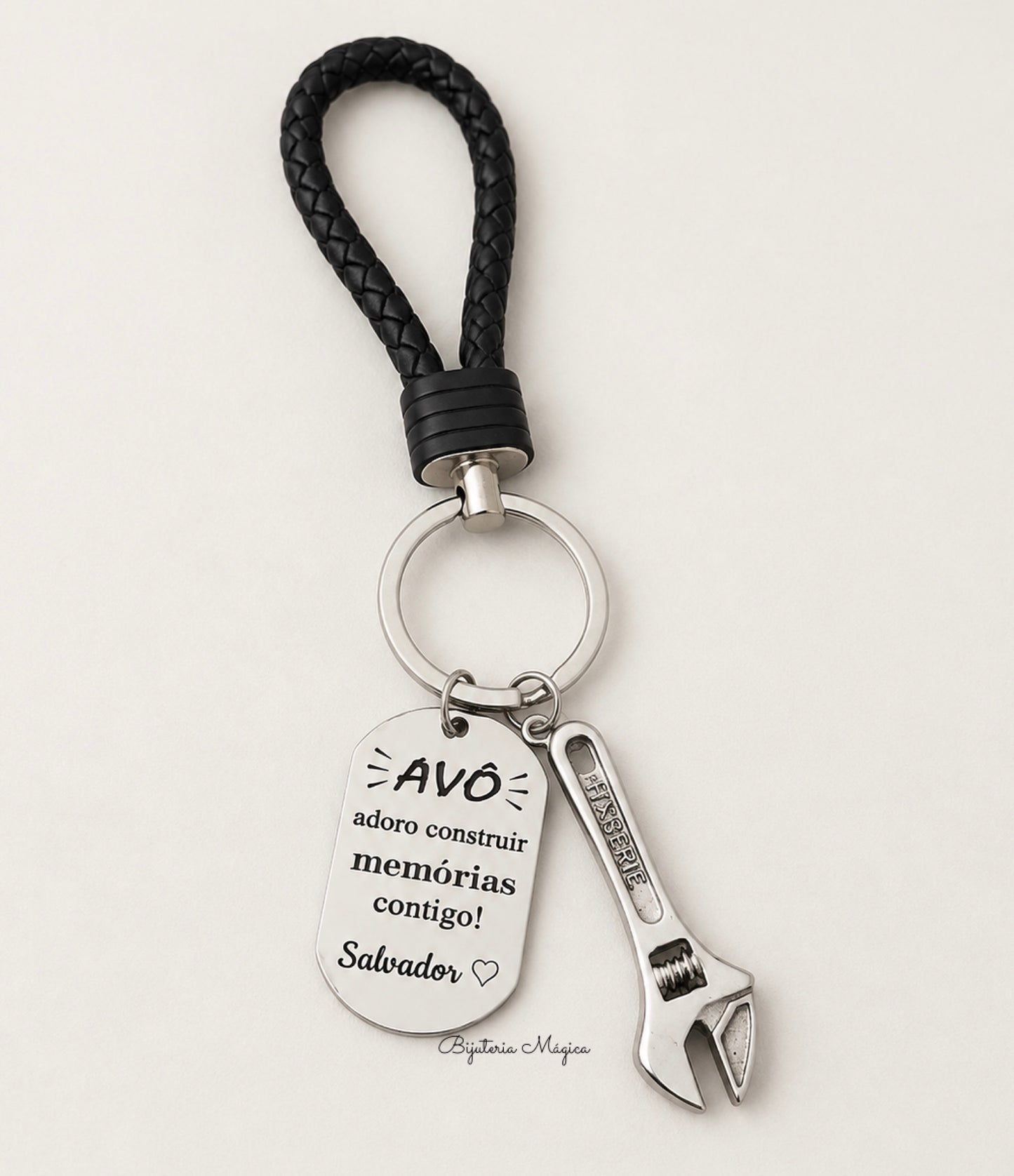 Porta-Chaves Personalizado com Medalha em Aço e Chave Inglesa