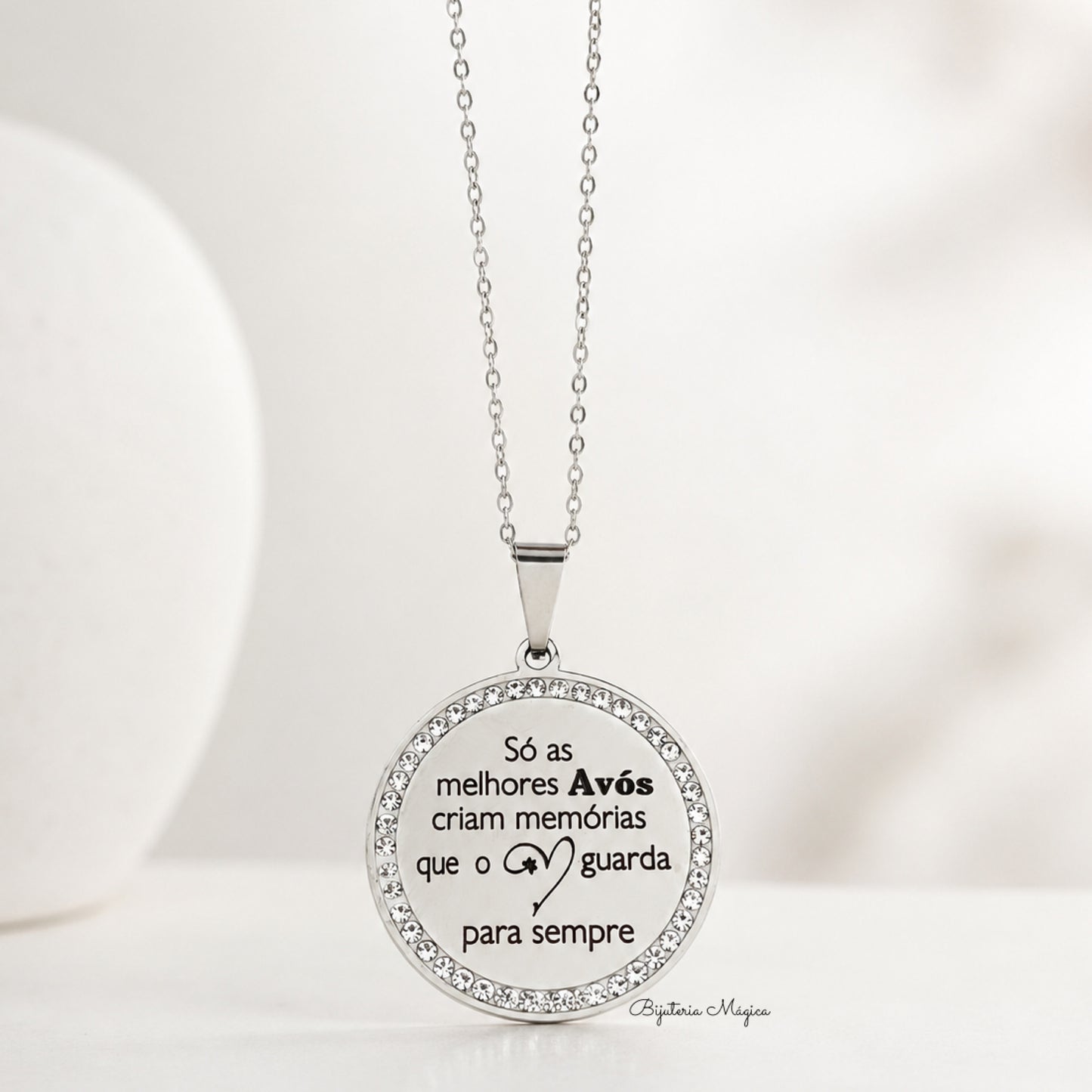 Colar em Aço com Medalha e Zircónias “Só as Melhores Avós”