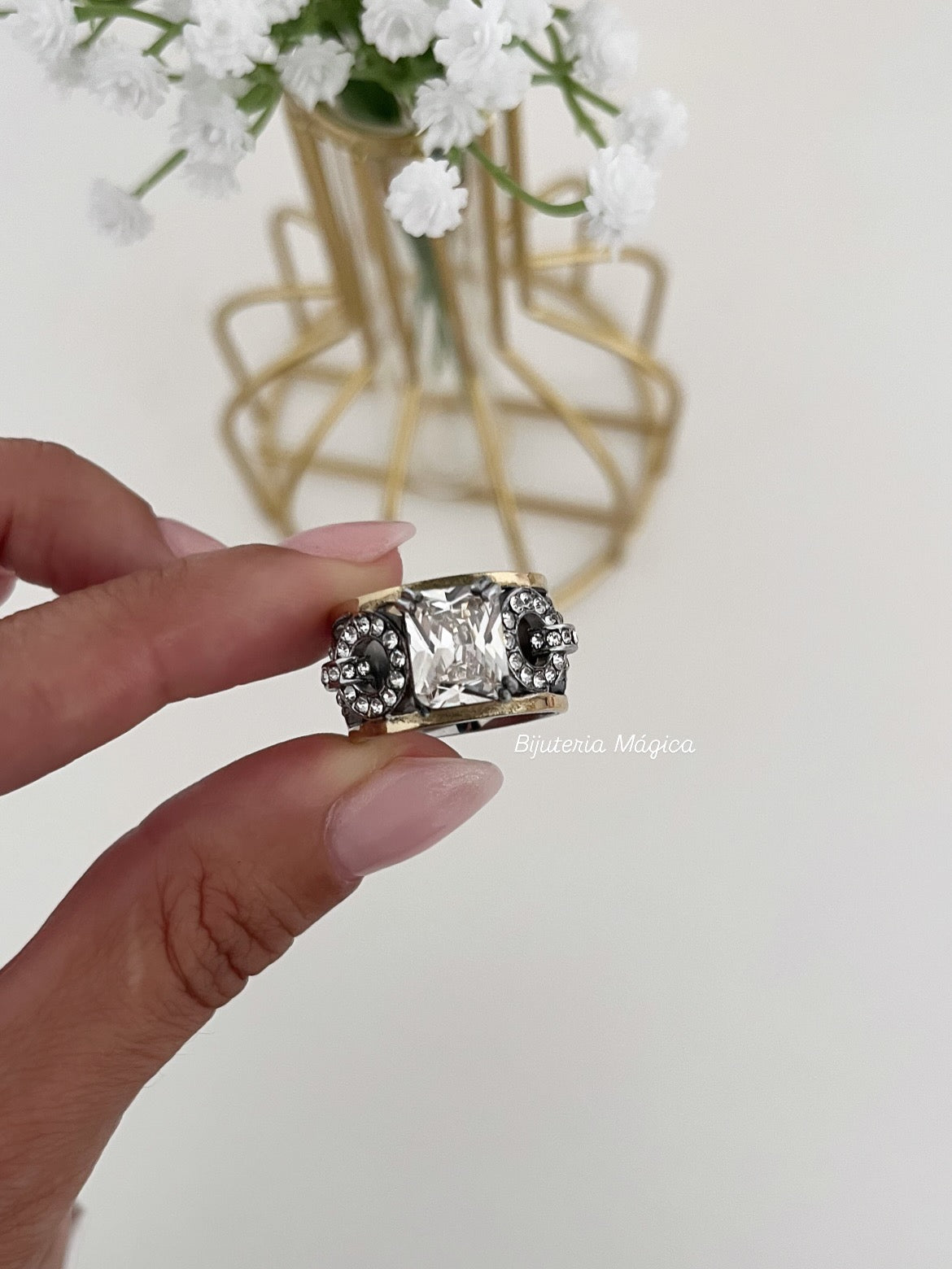 Anel Elegância Brilhante