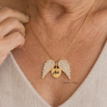Colar Asas de Anjo com Coração Personalizado em Aço