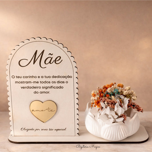 Placa Decorativa Mãe com Vaso em Gesso e Flores