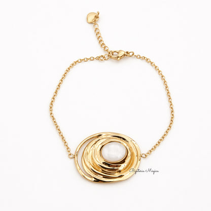 Pulseira Dourada Elegance com Pedra Central