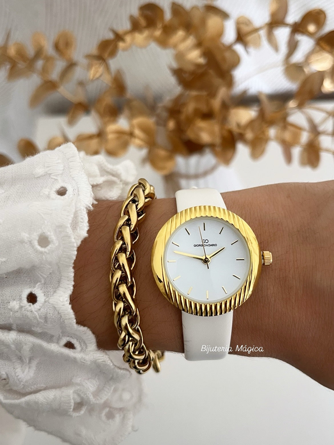 Relógio Dourado Aura Elegante