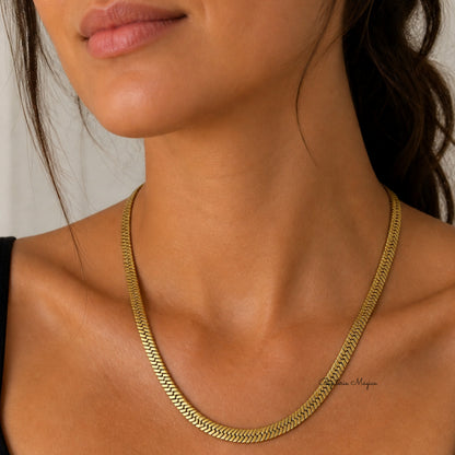 Colar Malha Achatada Dourado Elegance