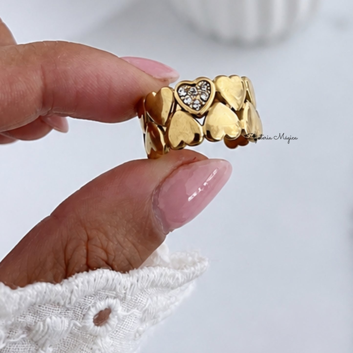 Anel Corações Brilho Dourado