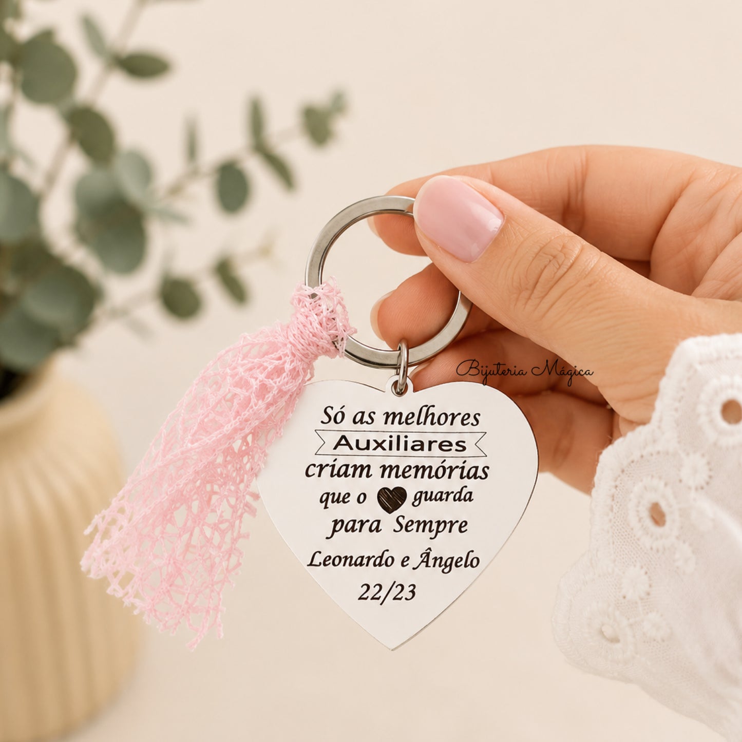 Porta-Chaves Coração Personalizado com Renda Rosa