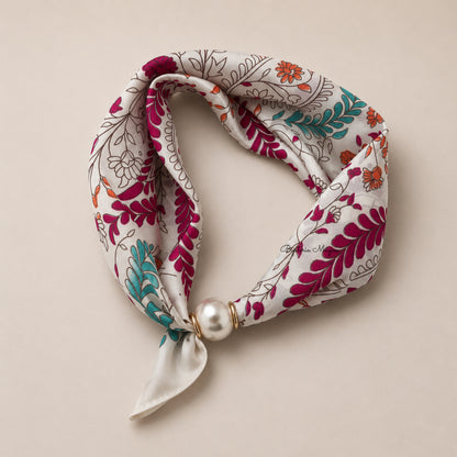 Lenço Floral com Pérola Magnética
