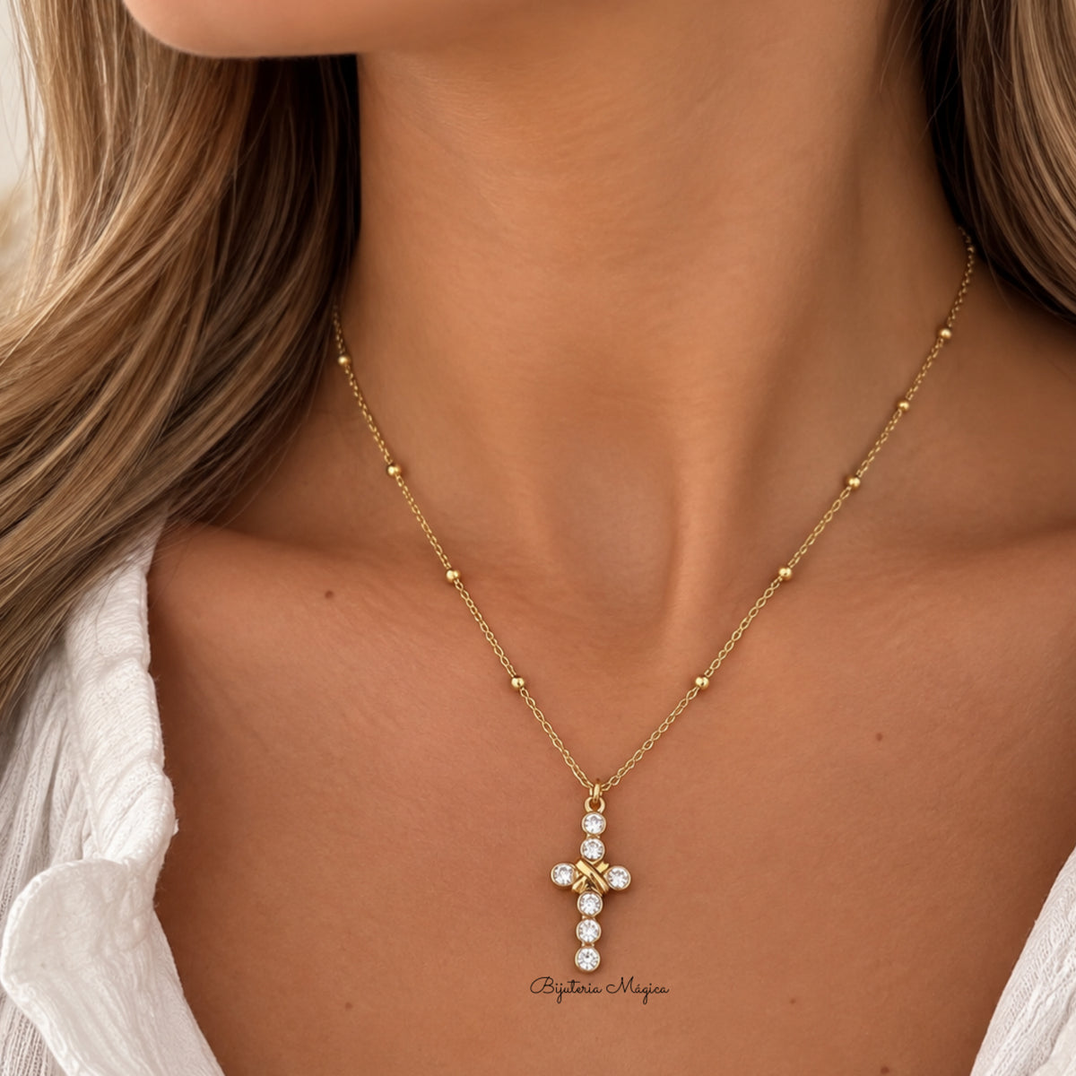 Colar Cruz de Luz