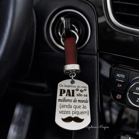 Porta-chaves Os Beijinhos do Pai