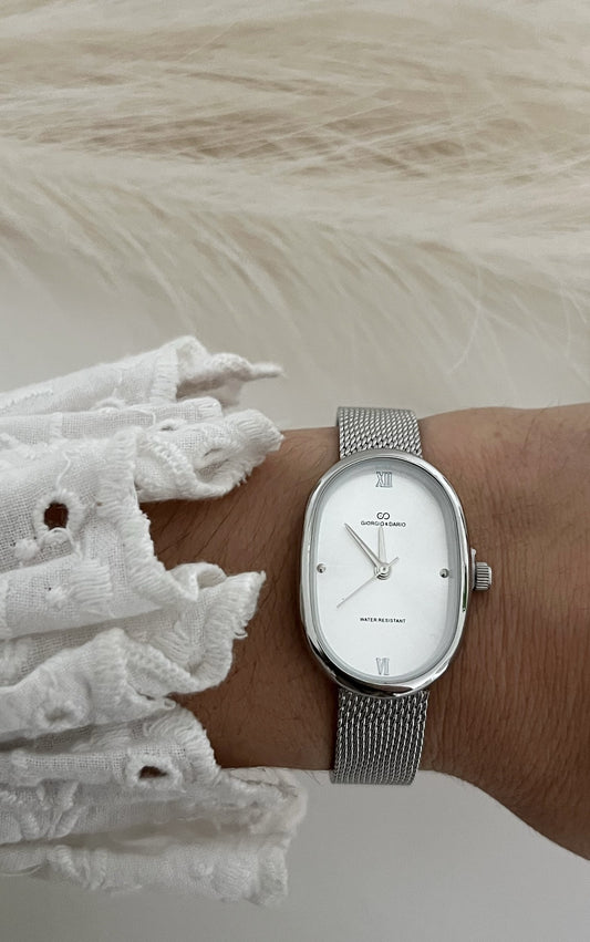 Relógio Oval Classic Prateado