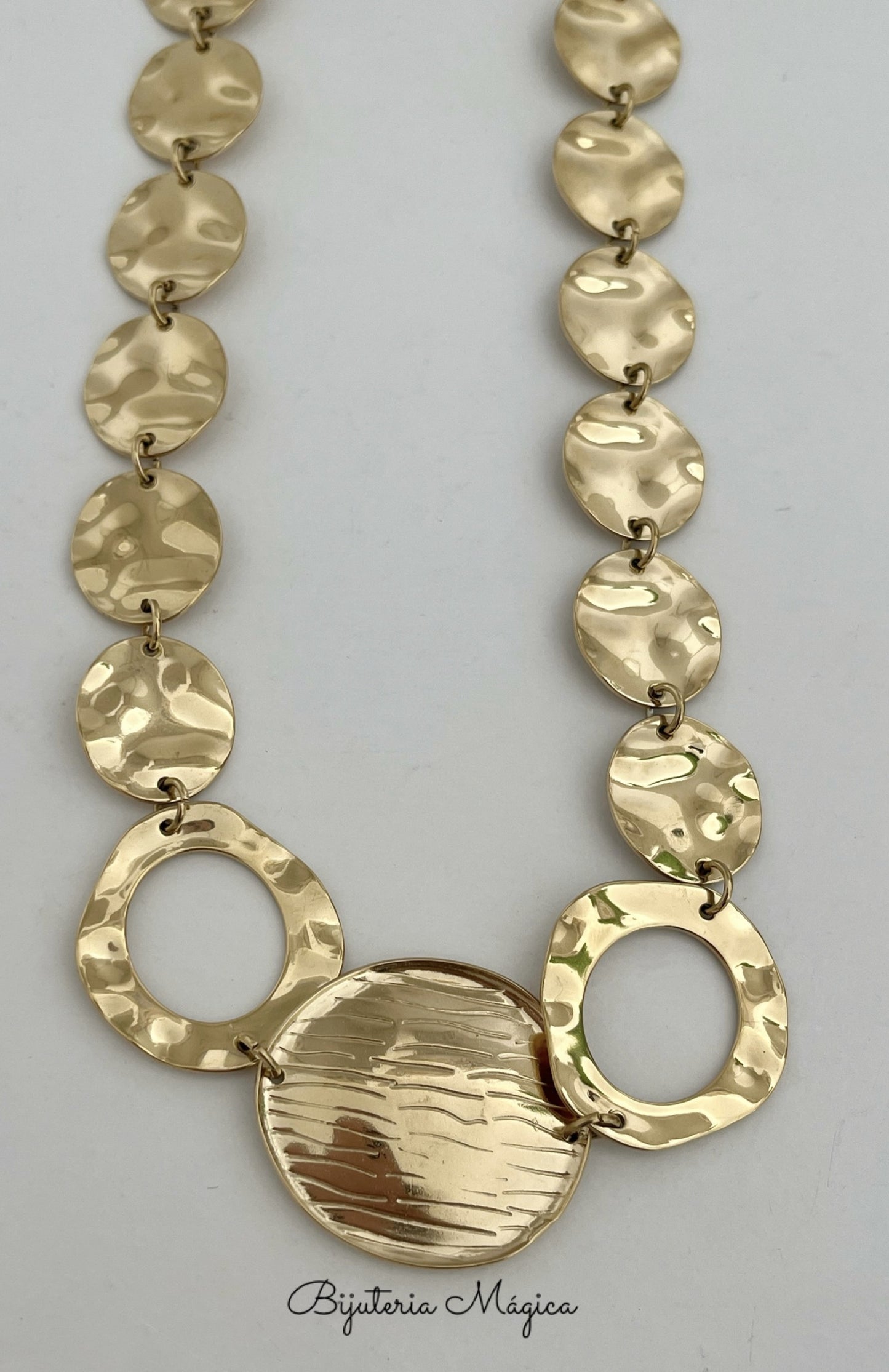 Colar Dourado Elos Texturados