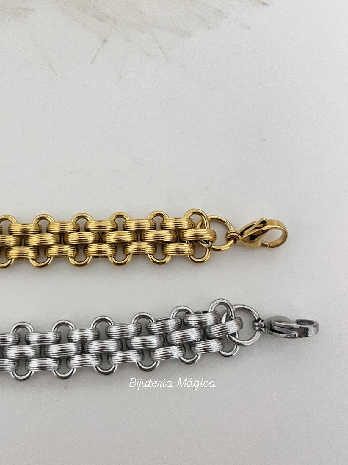 Pulseira Intemporal em Aço Inoxidável